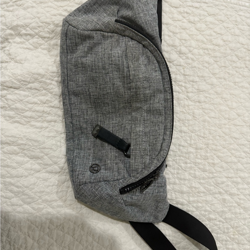 Lululemon belt bag